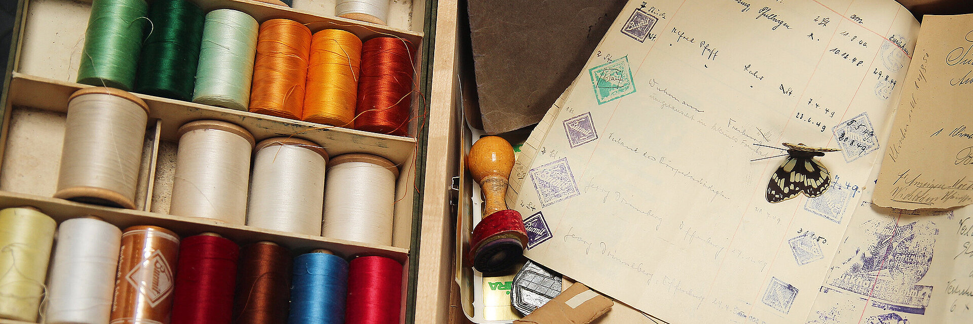 [Translate to Vietnamesisch:] Historic Embroidery thread range and documents
