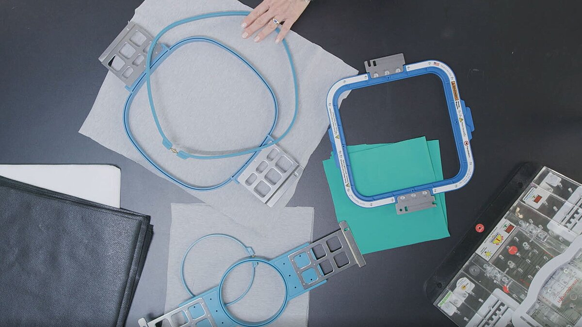 [Translate to Hongkong (Englisch):] Selection of different standard and magnetic embroidery frames and backings for hooping 