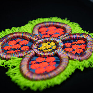 [Translate to Hongkong (Englisch):] Flower design in 3D embroidery with 3D foam