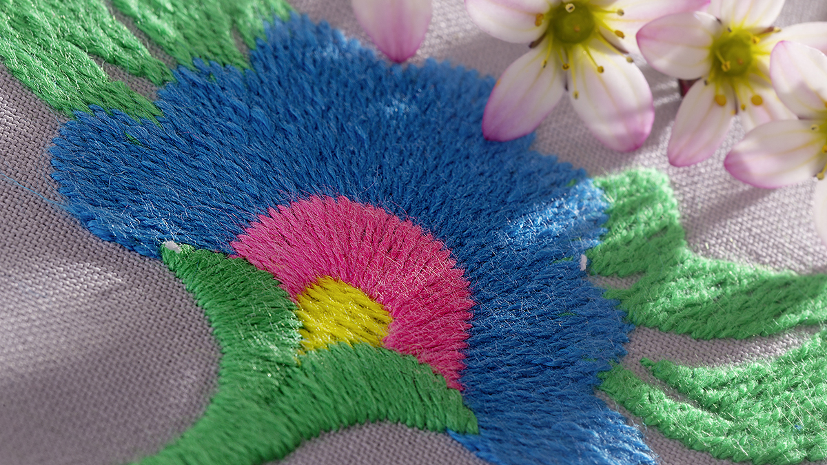[Translate to Hongkong (Englisch):] wool embroidery design flower
